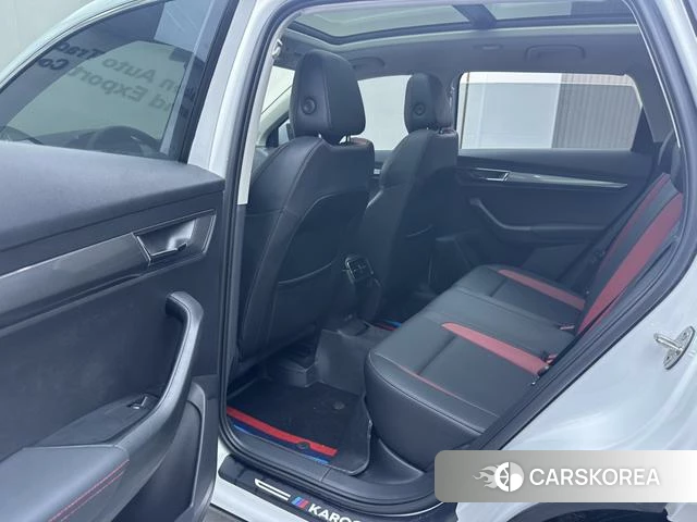 Skoda Karoq 2024 Белый из Китая, фото 6