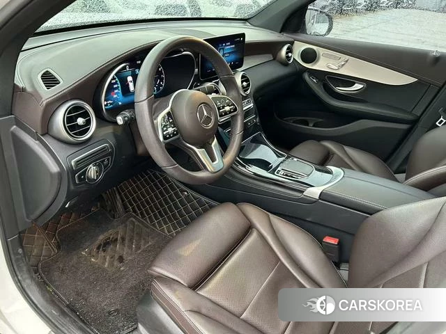Mercedes-Benz GLC 2021 Белый из Китая, фото 6