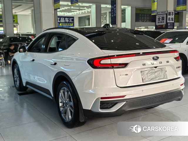 Ford Evos 2023 Белый из Китая, фото 6