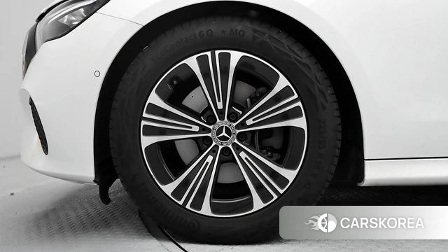 Mercedes-Benz E-Class W214 id 5039035 из Кореи 6