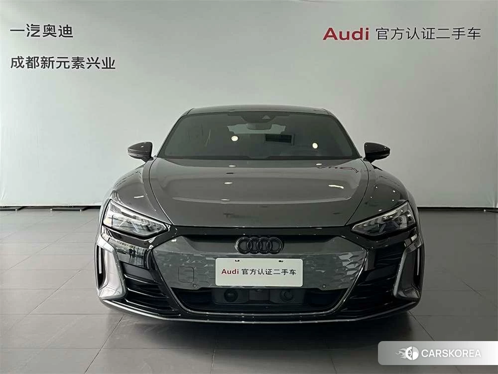 Audi e-tron 2023 Черный из Китая, фото 6