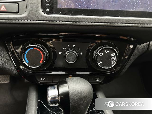 Honda Vezel 2021 Белый из Китая, фото 6