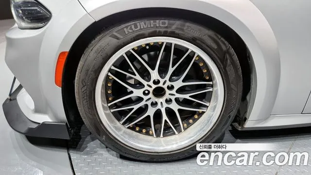 Dodge Charger 2018 Серебряный из Кореи, фото 6