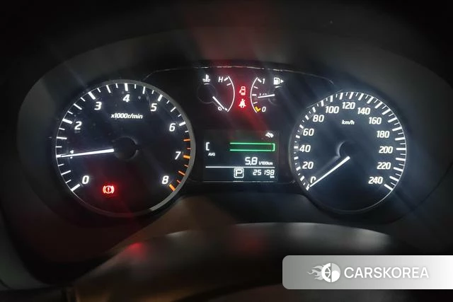 Nissan Sylphy 2021 Белый из Китая, фото 6