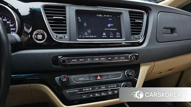Kia The New Carnival 2019 Белый из Кореи, фото 6