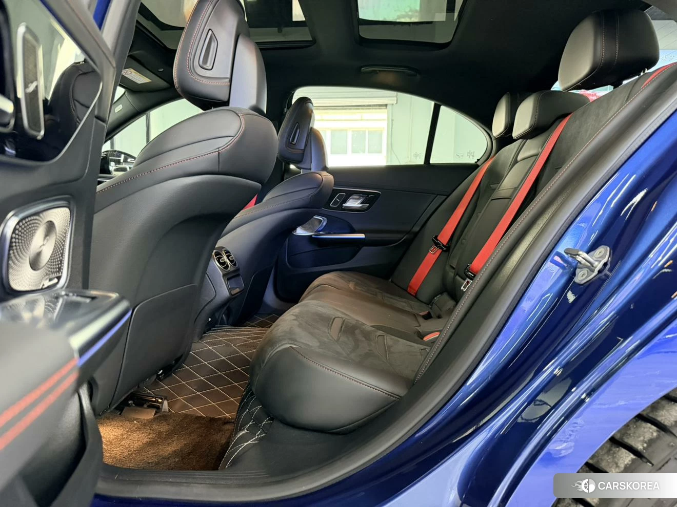 Mercedes-Benz AMG C-Class 2023 Синий из Китая, фото 6