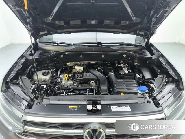 Volkswagen Tharu 2024 Темно-серый из Китая, фото 6