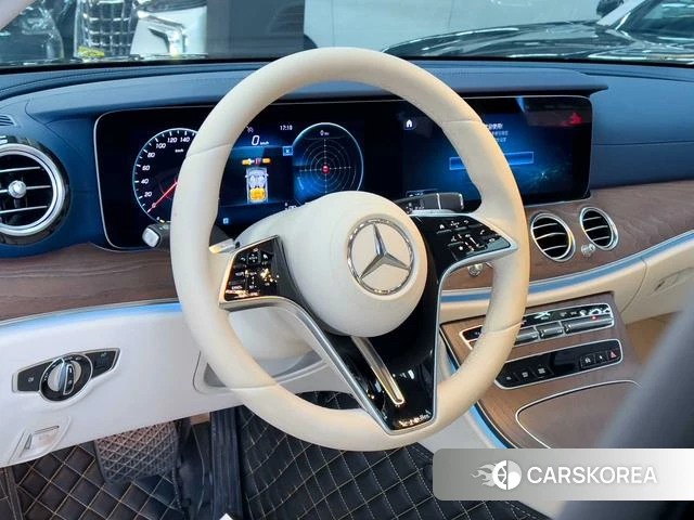 Mercedes-Benz E-Class 2021 Черный из Китая, фото 6
