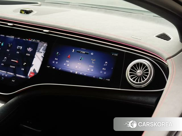 Mercedes-Benz AMG EQS 2025 Темно-серый из Китая, фото 6