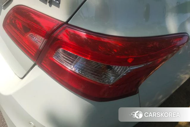 Nissan Sylphy 2022 Белый из Китая, фото 6