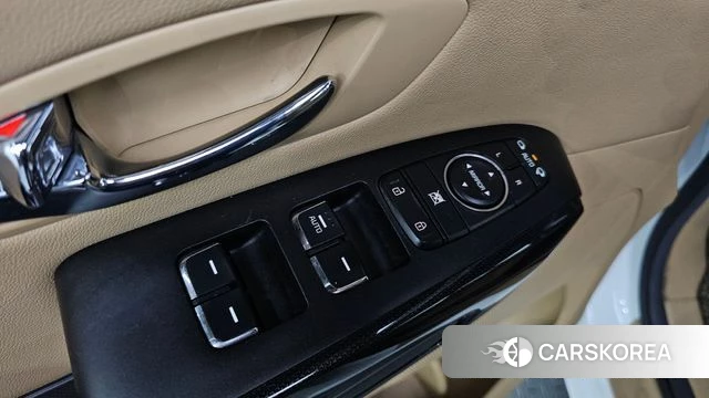 Kia All New Carnival 2018 Белый из Кореи, фото 6