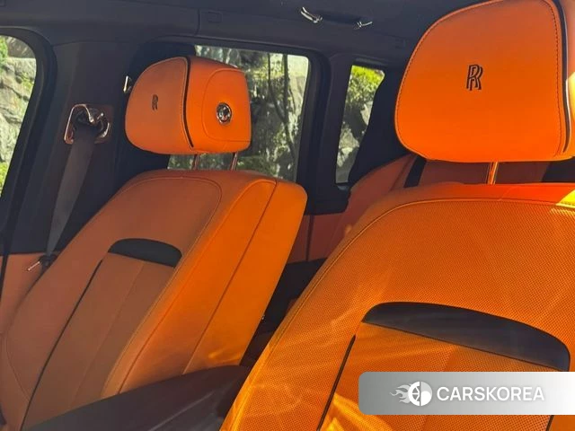 Rolls-Royce Cullinan 2024 Серебристо-серый из Кореи, фото 6