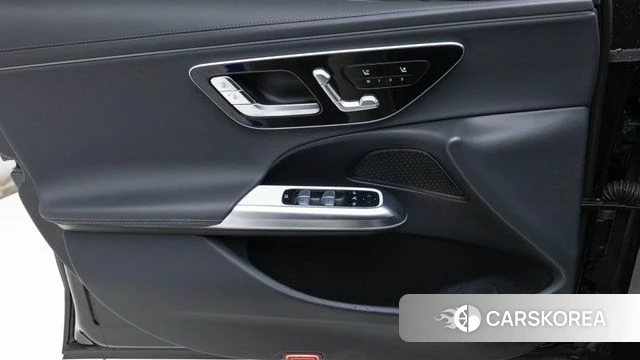 Mercedes-Benz E-Class W214 2025 Черный из Кореи, фото 6