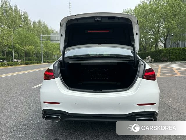 Mercedes-Benz C-class 2024 Белый из Китая, фото 6