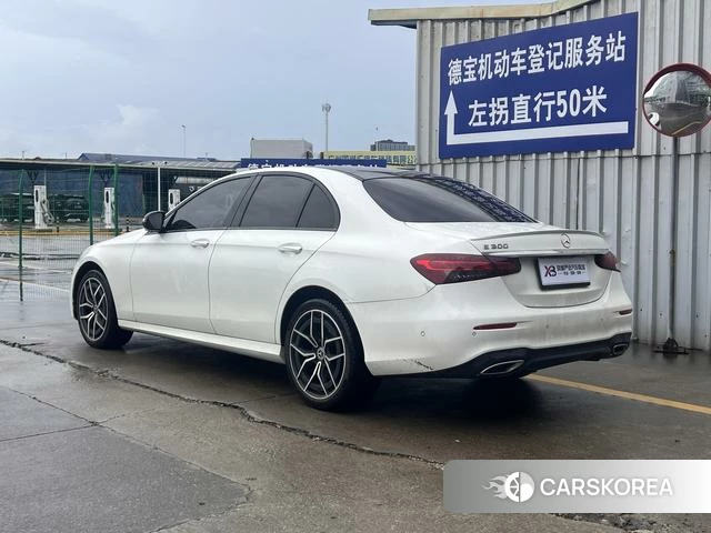 Mercedes-Benz E-Class 2021 Белый из Китая, фото 6