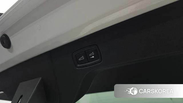Porsche Makan EV 2025 Белый из Кореи, фото 6