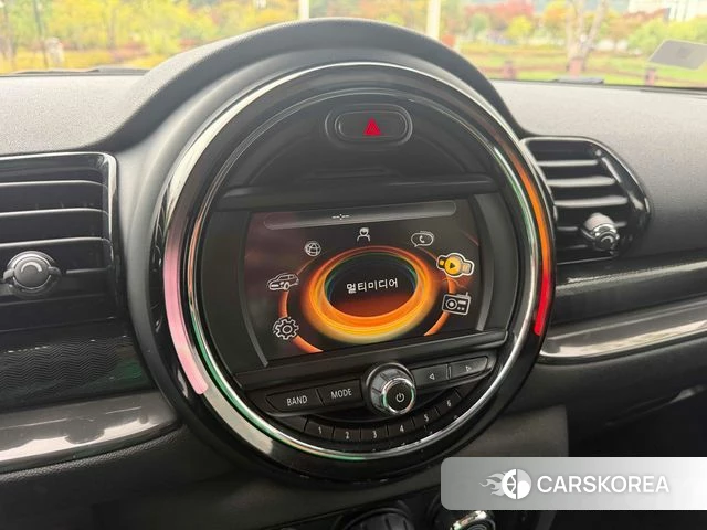 Mini Cooper D Clubman 2018 Черный из Кореи, фото 6