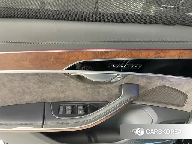 Audi A8 2022 Черный из Китая, фото 6
