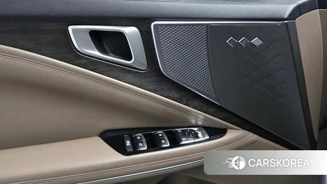 Kia K8 2024 Серебристо-серый из Кореи, фото 6