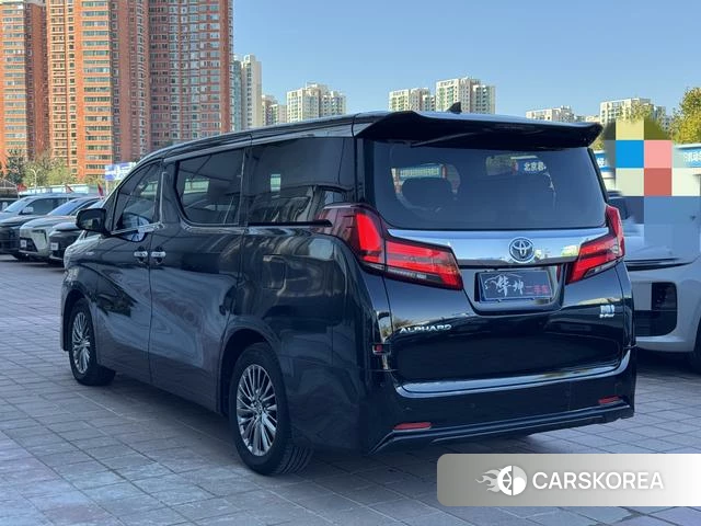 Toyota Alphard 2021 Черный из Китая, фото 6