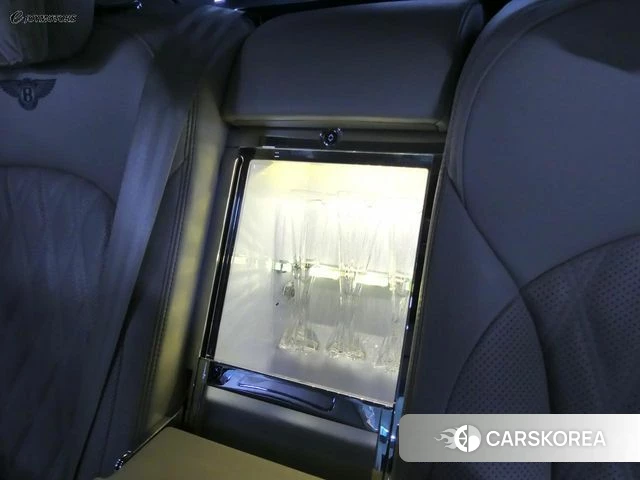 Bentley Mulshan 2018 Светло-зеленый из Кореи, фото 6