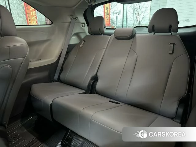 Toyota Granvia 2024 Черный из Китая, фото 6