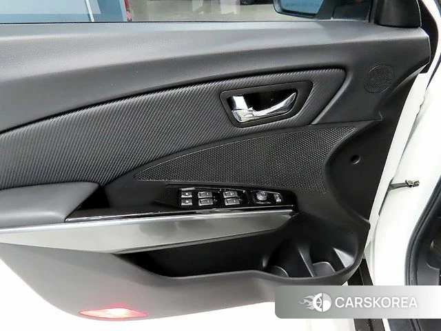 Ssangyong Tivoli Air 2022 Белый из Кореи, фото 6