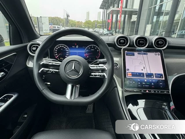 Mercedes-Benz GLC 2026 Серебристо-серый из Китая, фото 6