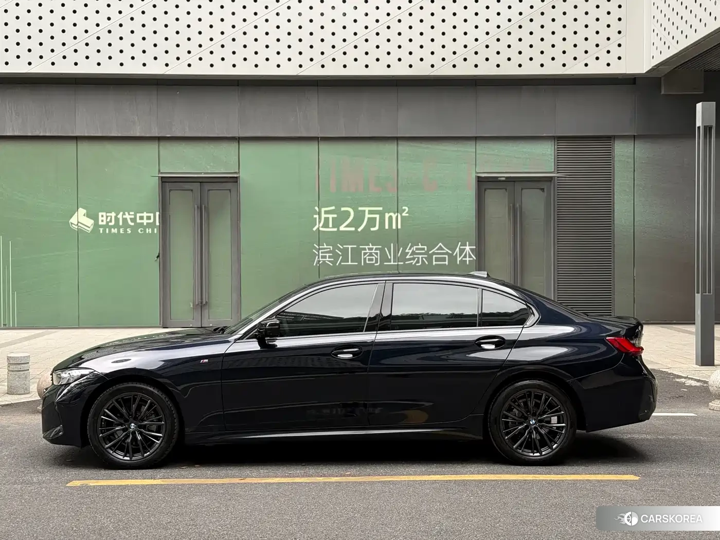 BMW 3 series 2023 Черный из Китая, фото 6