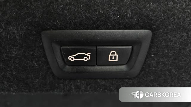 BMW 5 Series (G30) 2018 Синий из Кореи, фото 6