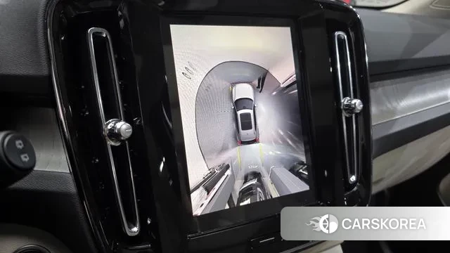 Volvo XC40 2024 Серебристо-серый из Кореи, фото 6