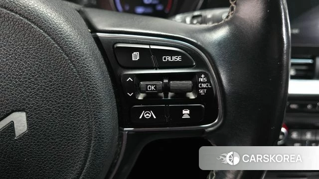 Kia Niro Plus 2022 Белый из Кореи, фото 6