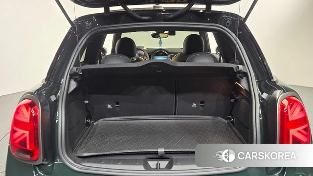 Mini Cooper S 2022 Зеленый из Кореи, фото 6