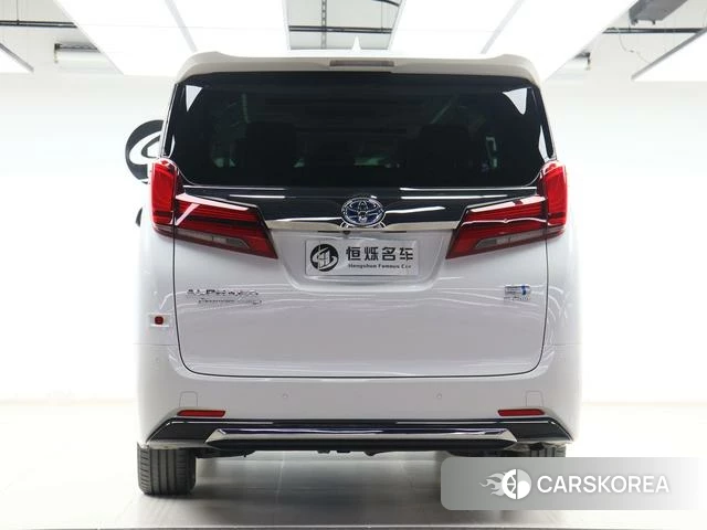 Toyota Alphard 2021 Белый из Китая, фото 6