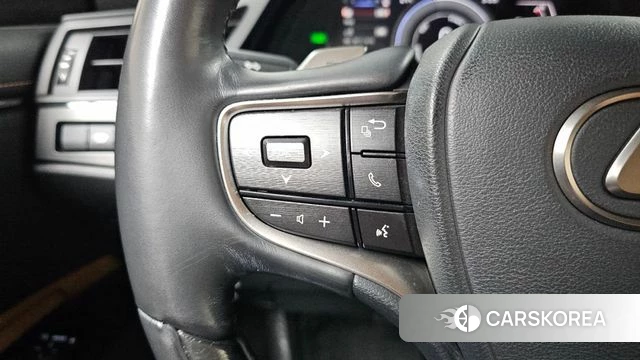 Lexus ES300h 7th generation 2022 Серый из Кореи, фото 6