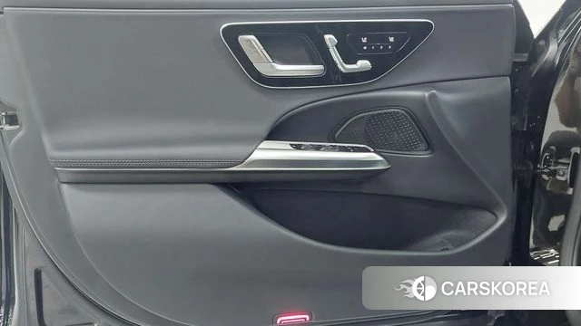 Mercedes-Benz E-Class W214 2026 Черный из Кореи, фото 6