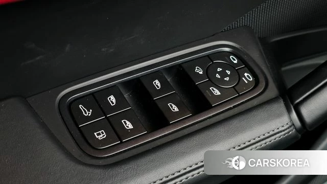Porsche Cayenne (PO536) 2025 Черный из Кореи, фото 6