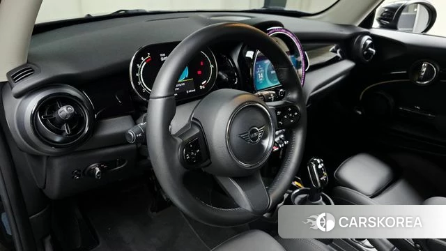 Mini Cooper 2022 Черный из Кореи, фото 6