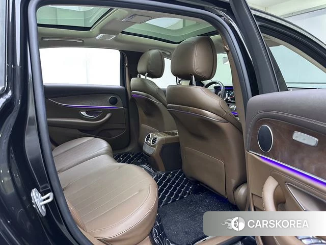 Mercedes-Benz E-Class 2020 Черный из Китая, фото 6
