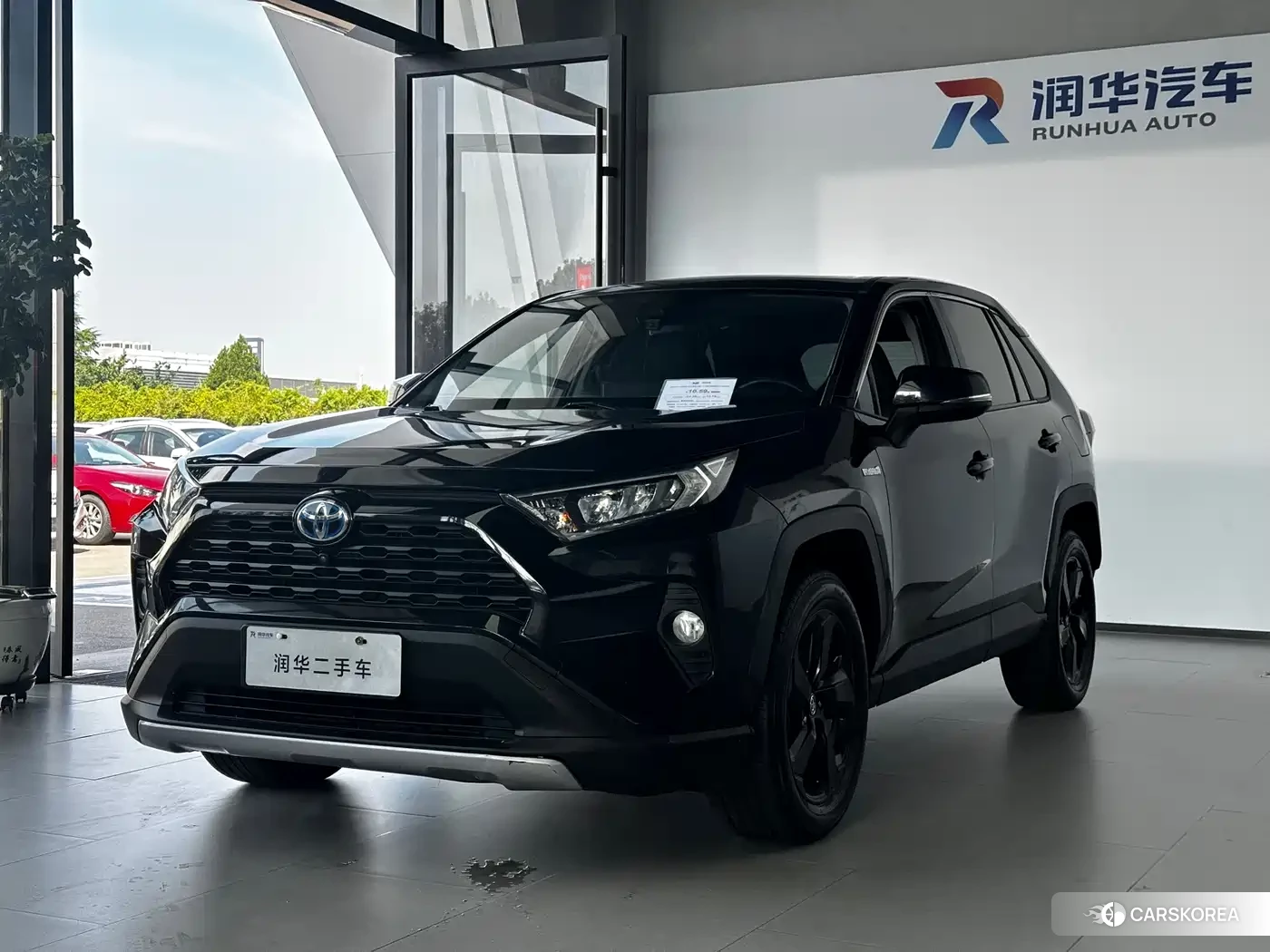 Toyota RAV4 2021 Черный из Китая, фото 6
