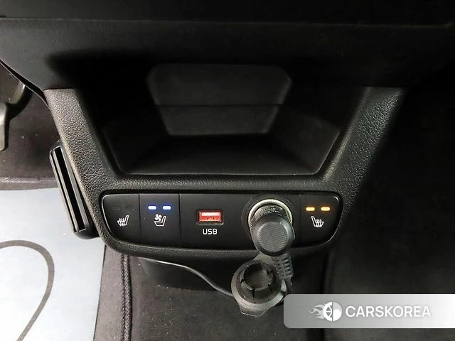 Kia The New Kia Ray 2023 Белый из Кореи, фото 6