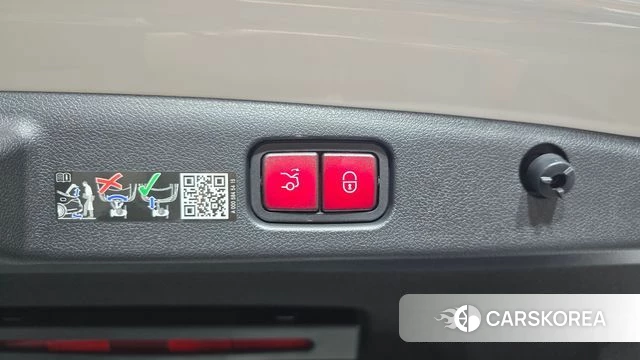 Mercedes-Benz E-Class W214 2025 Белый из Кореи, фото 6