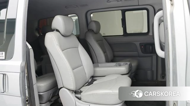 Hyundai The New Grand Starex 2019 Серебристо-серый из Кореи, фото 6
