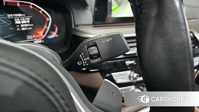 BMW 5 Series (G30) 2019 Белый из Кореи, фото 6