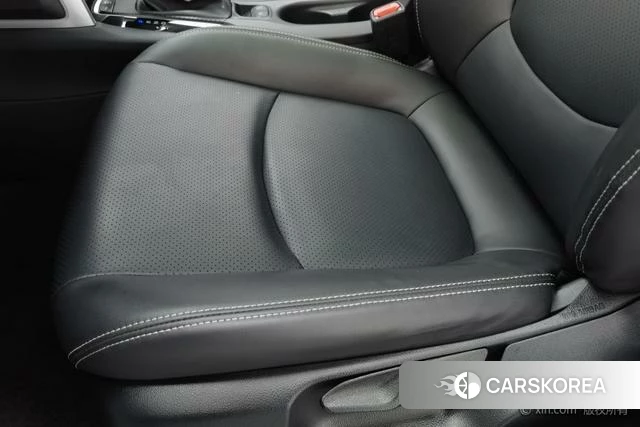 Toyota Corolla 2024 Белый из Китая, фото 6