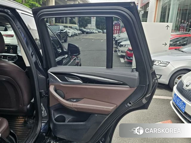BMW X3 2021 Черный из Китая, фото 6