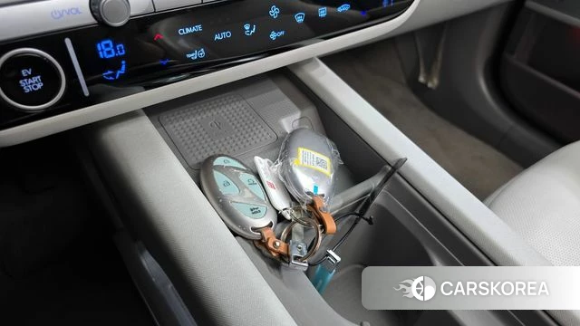 Hyundai Ionic 6 2022 Белый из Кореи, фото 6
