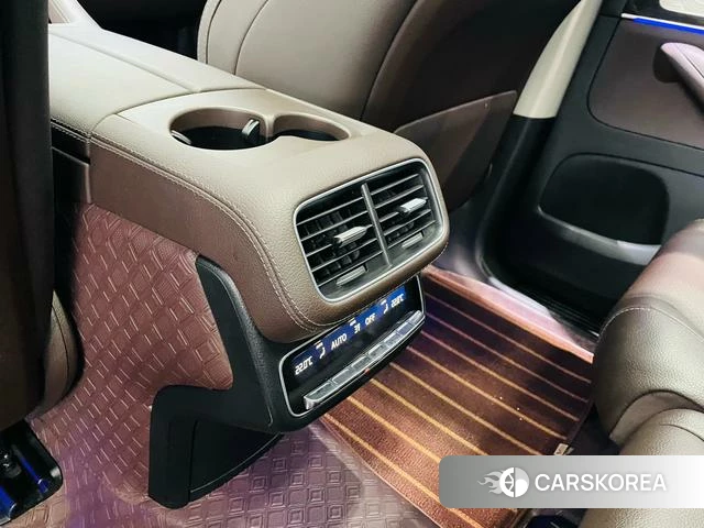 Mercedes-Benz GLS 2023 Черный из Китая, фото 6