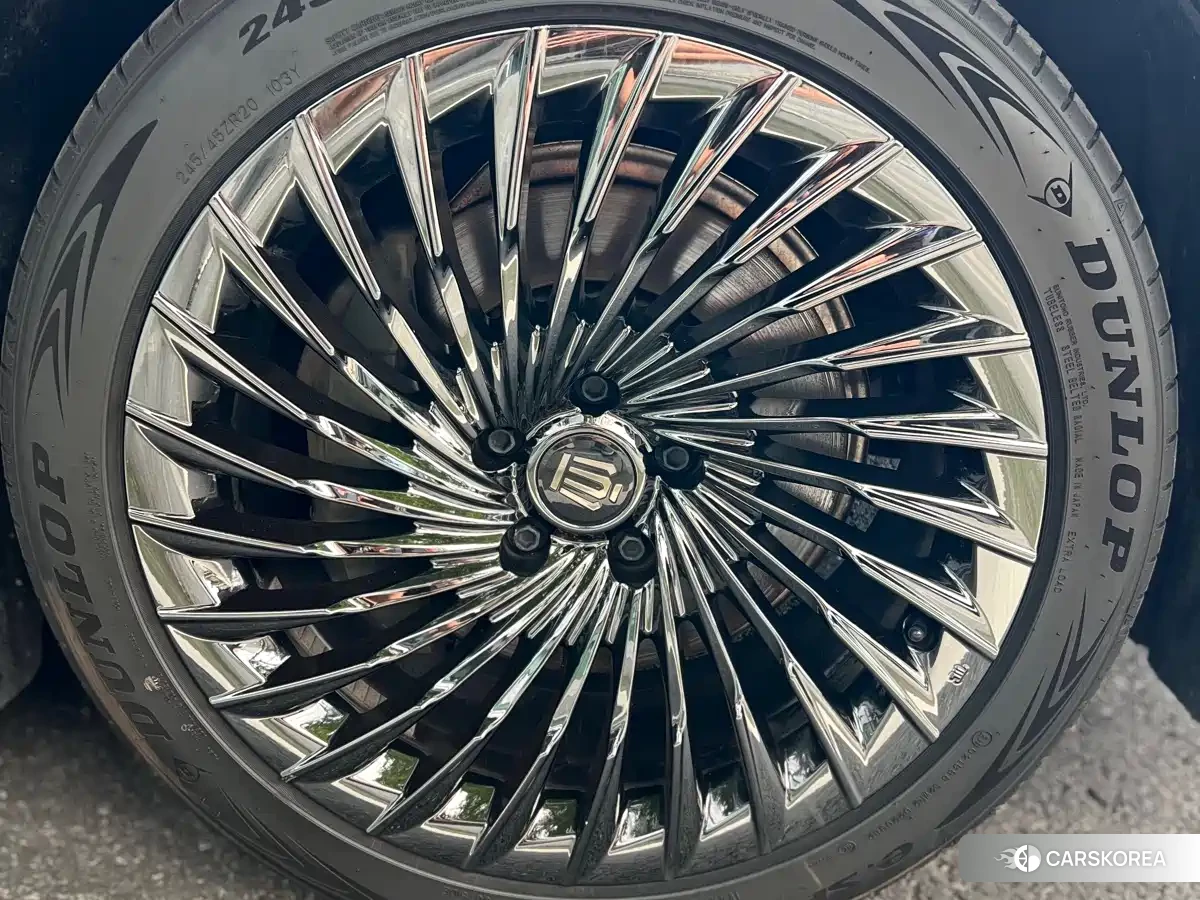Toyota Crown 2025 Черный из Китая, фото 6