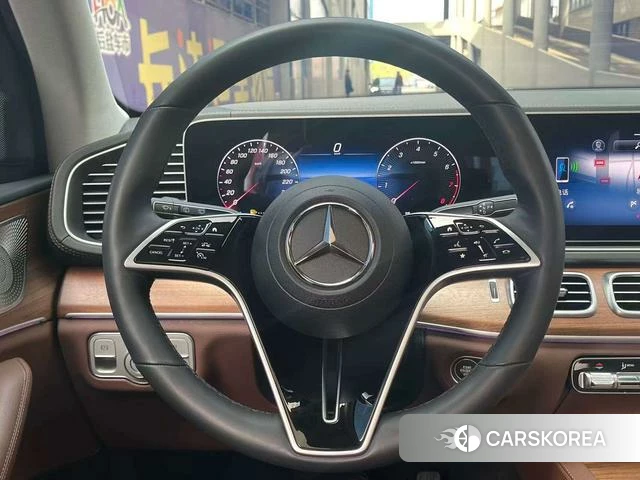 Mercedes-Benz GLE 2024 Черный из Китая, фото 6